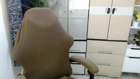 yourasian_eric online show from February 2026 08:09:02 PM