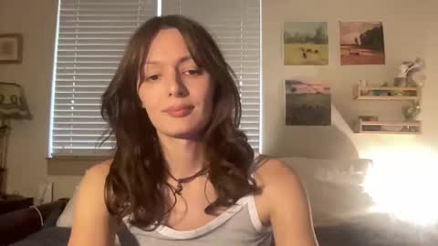 yourbirdy online show from December 2025 10:39:01 PM