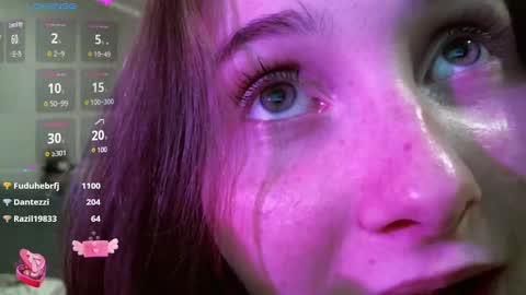 Snapshot of yourcreamyister chatting on January 2025 10:15:02 PM creamysister online show from January 2025 10:15:02 PM