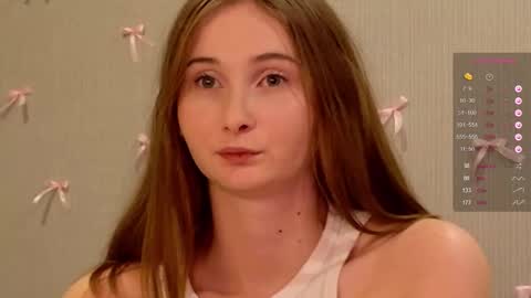 Snapshot of yourcreamyister chatting on December 2025 08:29:01 PM creamysister online show from December 2025 08:29:01 PM