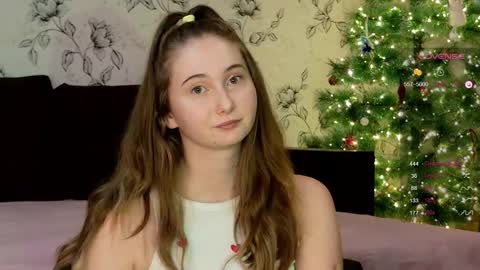 Snapshot of yourcreamyister chatting on January 2026 07:05:02 PM creamysister online show from January 2026 07:05:02 PM