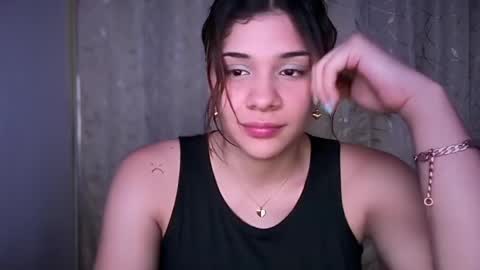 Snapshot of yourcutemolly__ chatting on May 2026 06:53:01 AM yourcutemolly__ online show from May 2026 06:53:01 AM