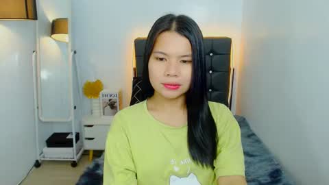 Snapshot of yourcuteprincess_ chatting on July 2026 04:40:01 PM yourcuteprincess_ online show from July 2026 04:40:01 PM