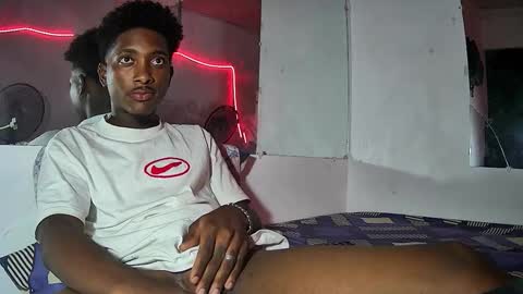 Yourdaddy2005 online show from March 2026 08:11:02 AM