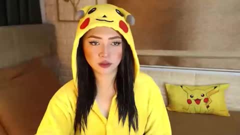 JEN  online show from September 2025 08:36:02 AM