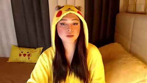 JEN  online show from April 2026 12:14:02 PM