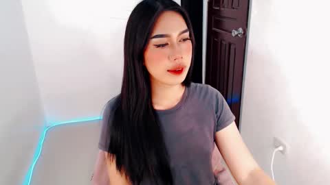 Snapshot of yourdream_biatch chatting on February 2026 09:14:02 AM Princess online show from February 2026 09:14:02 AM