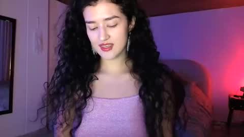 yourdreamgirl2025 online show from May 2026 11:58:01 PM