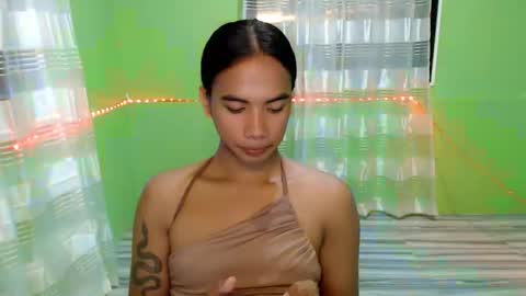 Snapshot of yourdreamgirl_ashley chatting on May 2026 12:04:02 PM ashley online show from May 2026 12:04:02 PM