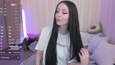 Snapshot of youreyesgazm chatting on December 2024 08:33:02 AM Mary online show from December 2024 08:33:02 AM