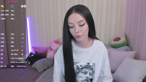 Snapshot of youreyesgazm chatting on December 2024 08:06:02 AM Mary online show from December 2024 08:06:02 AM
