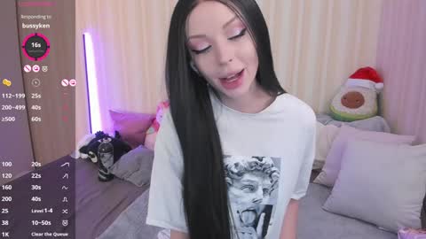 Snapshot of youreyesgazm chatting on January 2025 08:06:01 AM Mary online show from January 2025 08:06:01 AM