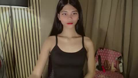 Snapshot of yourfavoratevivian chatting on February 2026 11:56:02 PM Vivian online show from February 2026 11:56:02 PM