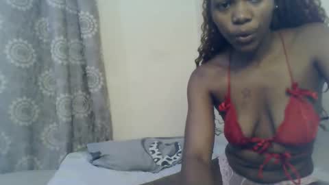 Snapshot of yourfreakygurl20 chatting on November 2025 04:47:01 PM Freaky online show from November 2025 04:47:01 PM