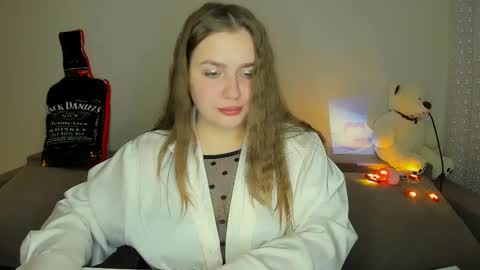 yourgem__ online show from February 2025 07:10:02 PM