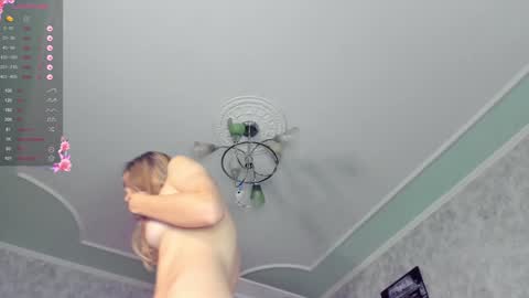 Snapshot of yourgirl_044 chatting on December 2024 12:16:01 PM yourgirl_044 online show from December 2024 12:16:01 PM