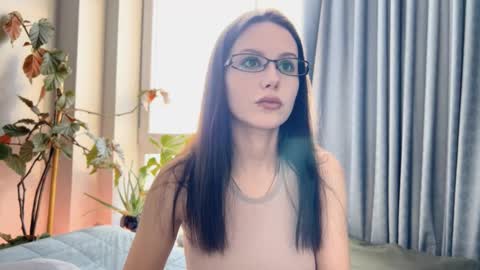 Aida online show from March 2025 09:16:01 AM