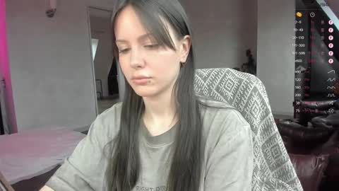 Aida online show from October 2025 10:33:01 AM