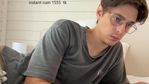 Snapshot of yourhotchristian chatting on June 2026 06:15:02 AM Chris online show from June 2026 06:15:02 AM