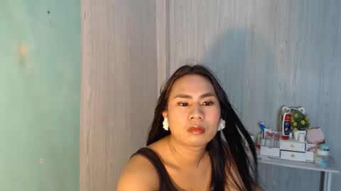 Mauie  online show from May 2026 11:01:04 PM