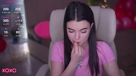 L O L A online show from February 2026 11:51:01 AM