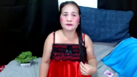 Snapshot of yourlove_regine chatting on June 2026 02:56:01 AM Regine online show from June 2026 02:56:01 AM