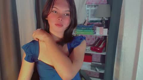 Snapshot of yourlovekylie chatting on March 2026 03:20:01 AM KYLIE MORE online show from March 2026 03:20:01 AM