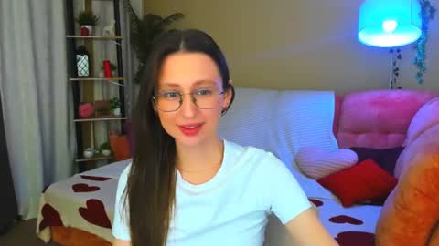 Snapshot of yourlovelystoryy chatting on July 2026 01:25:01 PM Vetta online show from July 2026 01:25:01 PM