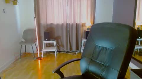 Nora online show from March 2026 02:58:02 PM