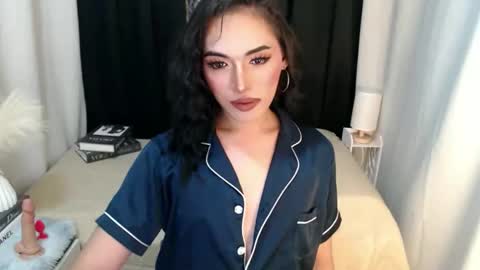 TIFFANY SUCKING QUEEN online show from March 2026 02:54:01 PM