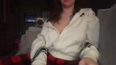 Snapshot of yournewbigmama chatting on February 2025 02:14:02 AM yournewbigmama online show from February 2025 02:14:02 AM