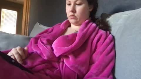 Snapshot of yournewbigmama chatting on February 2025 05:44:01 PM yournewbigmama online show from February 2025 05:44:01 PM
