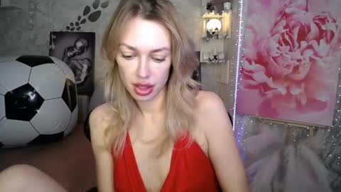 Snapshot of yournickyadamidi chatting on July 2026 04:45:02 PM Nicky online show from July 2026 04:45:02 PM