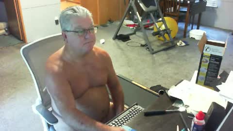 Snapshot of yourpoppi55 chatting on June 2026 12:33:01 PM yourpoppi55 online show from June 2026 12:33:01 PM
