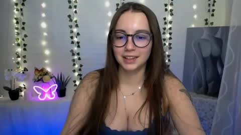 Happy online show from January 2025 06:46:01 AM