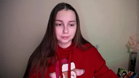 Snapshot of yours_piece_of_happiness_ chatting on January 2026 06:06:02 AM Happy online show from January 2026 06:06:02 AM