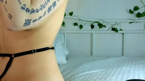 Scarlett online show from April 2026 08:30:02 AM