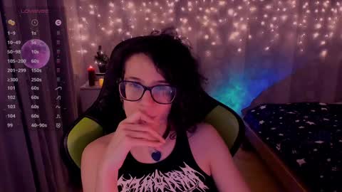 Snapshot of yourscosmic chatting on December 2024 03:36:02 AM Yours Cosmic online show from December 2024 03:36:02 AM