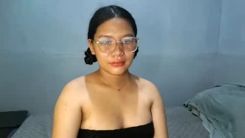 yoursexy_reb online show from February 2026 04:23:02 AM