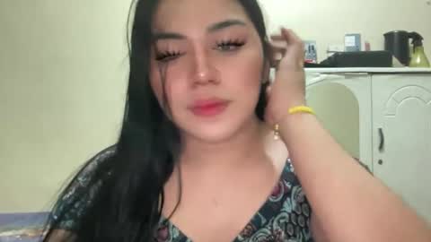 LALA online show from April 2026 04:59:01 PM