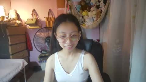 Snapshot of yourshy_cess chatting on April 2026 02:06:01 AM Cess online show from April 2026 02:06:01 AM