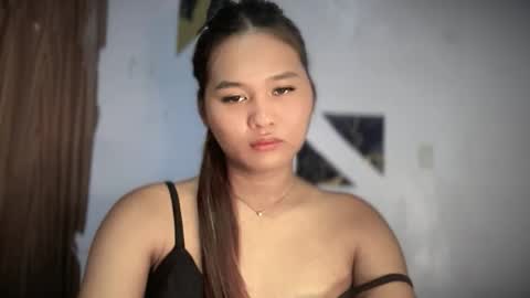 Snapshot of yoursweetgirl_zia chatting on May 2026 06:32:03 AM yoursweetgirl_zia online show from May 2026 06:32:03 AM