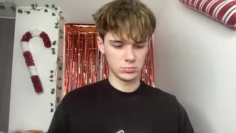 yoursweetyguy online show from January 2026 02:21:02 PM