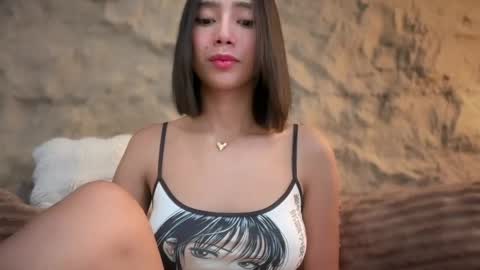 YowgineTheGreat online show from April 2026 04:37:01 AM