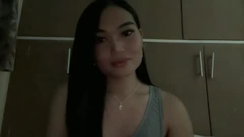 yrdrmgrl_jennie26 online show from December 2025 12:21:02 PM