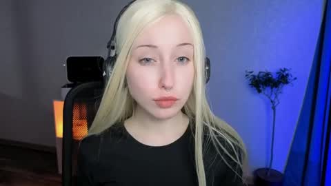 Misa online show from March 2026 06:40:02 PM