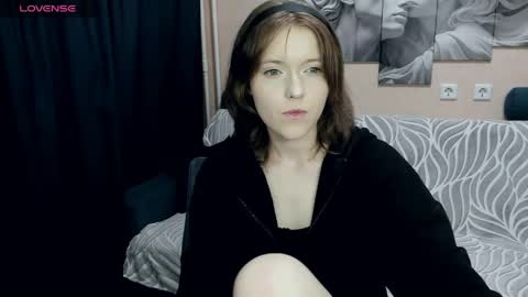 YukiShine online show from April 2026 11:31:02 AM