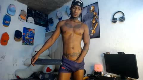 Snapshot of yulian_23 chatting on May 2026 03:04:02 AM Ivan online show from May 2026 03:04:02 AM