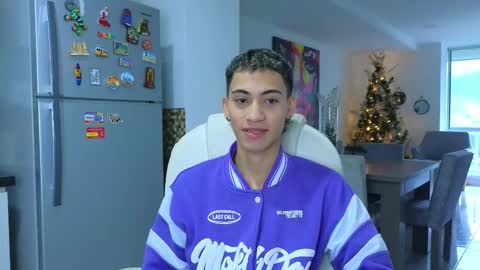 yulian_vasquez online show from November 2025 01:06:02 PM