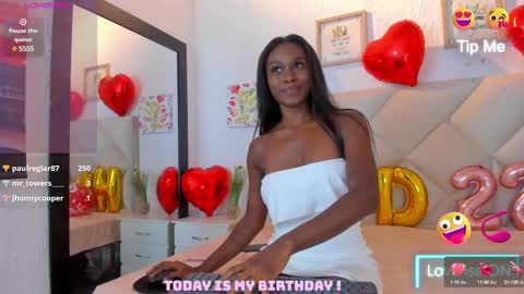 Yuliana online show from February 2025 07:33:02 PM